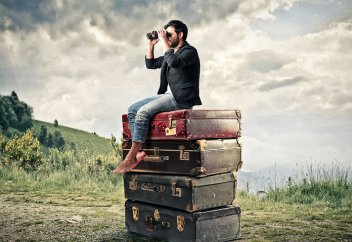 Куда уезжают казахи и кто вместо них приезжает в Казахстан