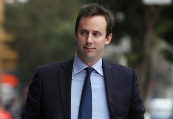 Жасанды зерде ғибадатханасы ақыры жабылып тынды