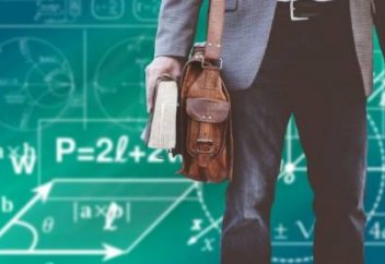 Родителей будут наказывать за нарушение прав учителей в Казахстане