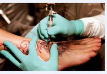 Названа главная опасность татуировок