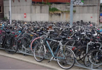 В НОРВЕГИИ УНИЧТОЖИЛИ 3500 ВЕЛОСИПЕДОВ, НА КОТОРЫХ ПРИЕХАЛИ В СТРАНУ БЕЖЕНЦЫ