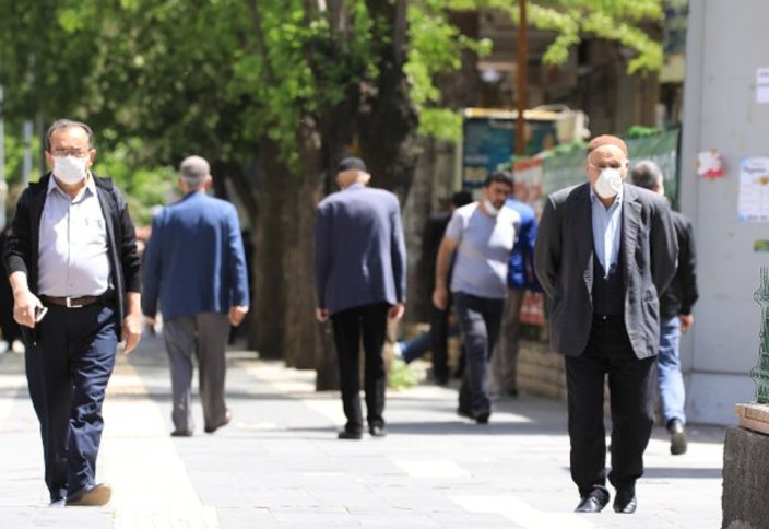 Как экономический кризис трансформирует расходы, доверие и социальную жизнь в Турции