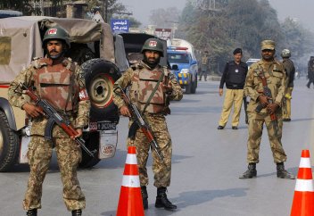 АҚШ-тың "тілін алмай" қыруар қаржыдан қағылды