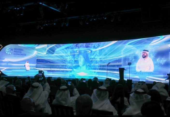 Второй Всемирный медиаконгресс открылся в Абу-Даби