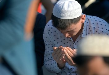 АЙТ НАМАЗЫН ҮЙДЕ ОҚЫСА БОЛА МА?