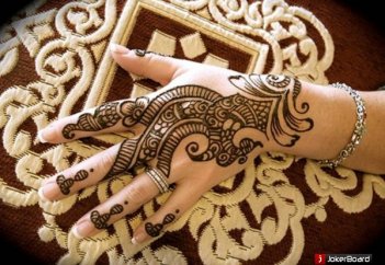 Можно ли наносить «мехенди» (менди) мусульманкам?