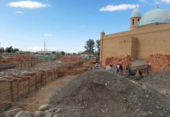 Тарбағатайда медресе құрылысы басталды
