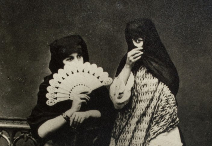 Лас Тападас Лименьяс: таинственные женщины, закрывающие все, кроме одного глаза