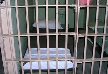 Қадір түнінің құрметіне 1000-нан аса адамға рақымшылық етіледі