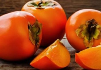 Что происходит с нашим организмом, когда мы съедаем хурму