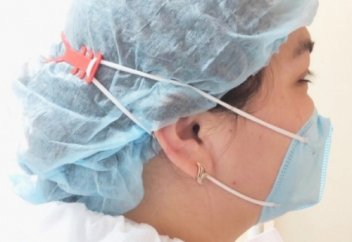 Алматылық оқушылар масканы ыңғайлы етіп тағудың тәсілін ойлап тапты