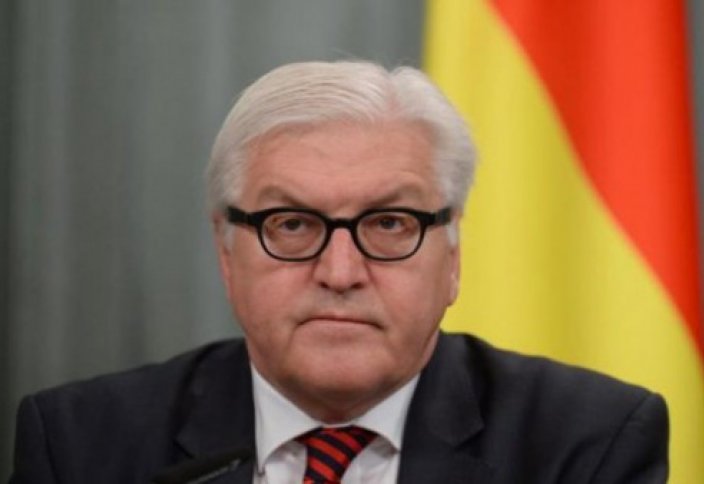 Президент Германии отказался делать гимн гендерно-нейтральным