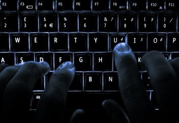 Разные: Sözcü (Турция): требуются школьники-хакеры