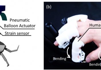 Сезімтал робо-саусақ қоңыздың табандарының қарсылық күшін өлшеп көрді (видео)