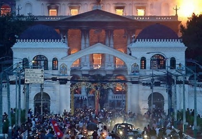 От «арабской весны» к азиатским восстаниям