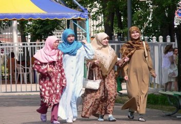 Ресейде көп әйел алу заңдастырылмайтын болды