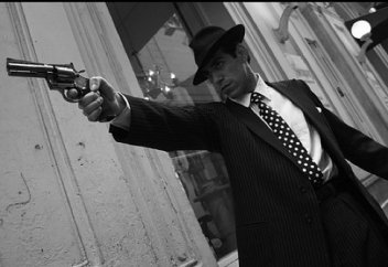 Мигранттар қабылдайтын орталық мафия бақылауына өтіп кеткен