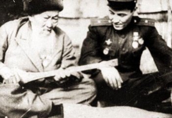 Б.Момышұлының Жамбыл ақынмен кездесуі...