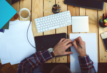 Әркім өзіне қатысты іспен айналысса...