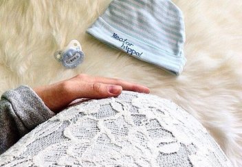 Қазақстанда декрет төлемдерін рәсімдеу тәртібі жеңілдетілді