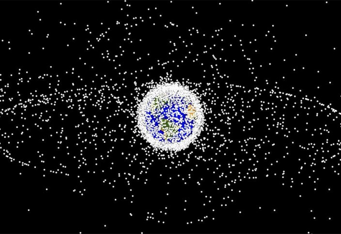 Сколько мусора оставил человек в космосе за 60 лет его освоения? (видео)