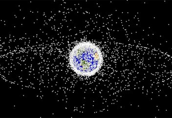 Сколько мусора оставил человек в космосе за 60 лет его освоения? (видео)