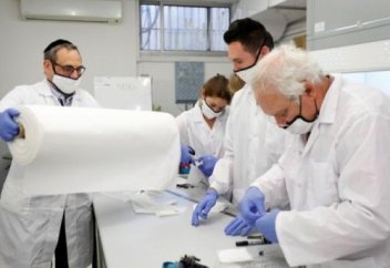 Уникальные маски с ультразвуковой технологией начали выпускать в Казахстане