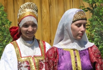 Амиштер мен кержактар. Олар кімдер?