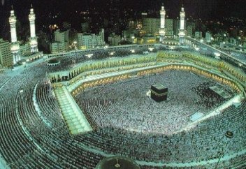 Сауд Арабиясының билігі қажылық кезінде Эбола безгегенің таралмауына күш салып жатыр