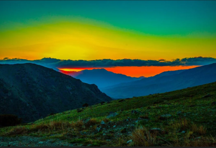 Снежные барсы, архары и рыси: в Казахстане появился новый природный парк