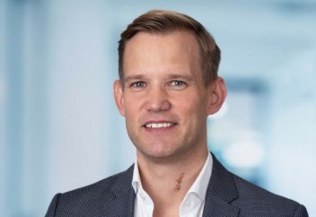 COVID-19 будет с нами и через три года - немецкий вирусолог