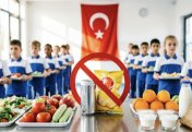 В школьных столовых Турции запретили продажу вредных продуктов
