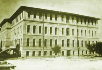 ТҮРКИЯДА БІЛІМ АЛҒАН ӘБДІҚАДІР ӘПЕНДІ