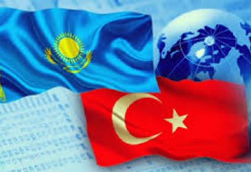 Государственный долг Турции и Казахстана превышает резервы в 4-5 раз