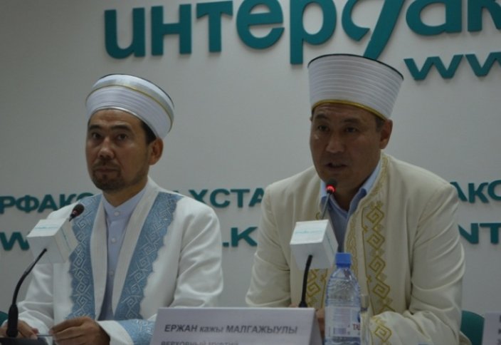 Верховный Муфтий Казахстана просил сделать скидки на продовольственные товары в Рамадан