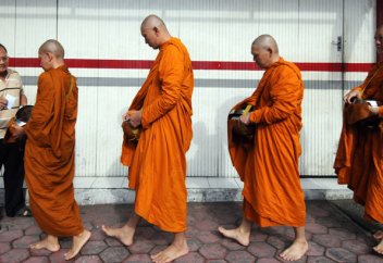 Будда наным-сеніміндегілер алғаш рет шариғат талабы бойынша жазаланды