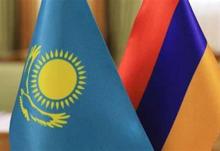 Қазақстан мен Армения 90 күнге визасыз режим енгізді