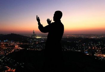 Как читать утренний намаз?