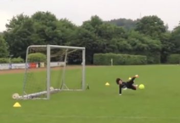 Жеті жастағы қақпашы жұрттың таңдайын қақтырды (ВИДЕО)