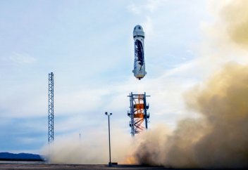 Ракета богатейшего американца взяла новую высоту (фото+видео)