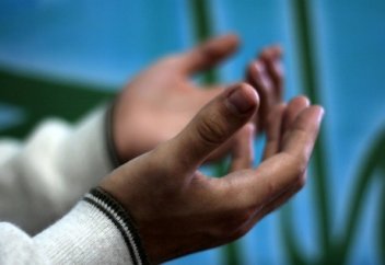 Почему Аллах не отвечает на дуа?