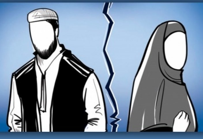 Расторгается ли брак при выходе из Ислама?
