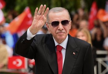 Турция стоит на пороге глубокого кризиса. Как победивший на выборах Эрдоган собрался спасать экономику и валюту?