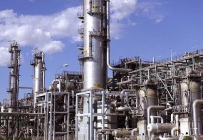 Выбросы нефтехимических компаний Ирана снизились на 44% за 10 лет