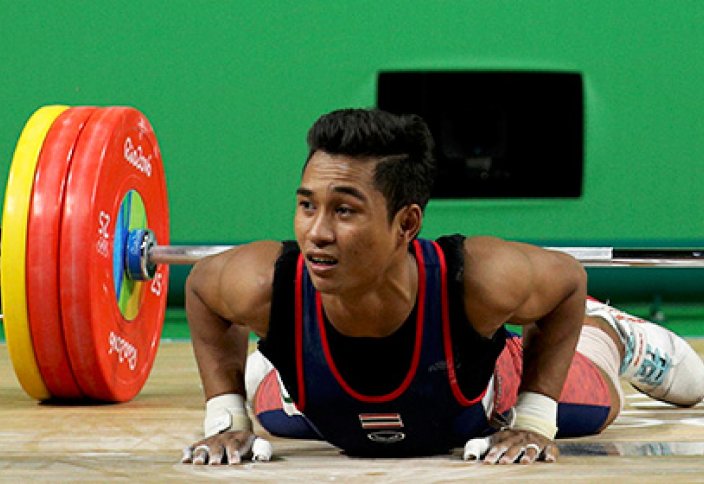 Таиландтық әжей немересі Олимпиада жүлдесін алған сәтте көз жұмды