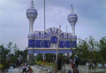 "Ұшатын мешіт" туралы естуіңіз бар ма (фото)?