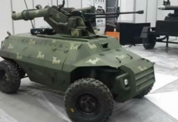 «МЕХАНИКАЛЫҚ СОЛДАТ» СОДЫРЛАРМЕН СОҒЫСАДЫ (ВИДЕО)