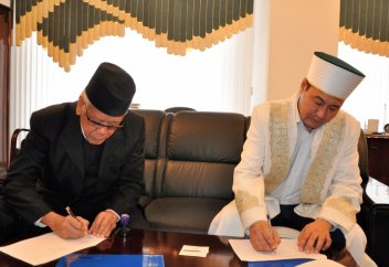 РЕГИОНАЛЬНЫЙ ХАЛАЛ ХАБ: МЕЖДУ ДУХОВНЫМ УПРАВЛЕНИЕМ И HALAL QUALITY CENTRE ЗАКЛЮЧЕН МЕМОРАНДУМ