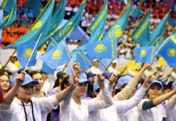 Нужно ли менять систему казахских ценностей и как это делать?