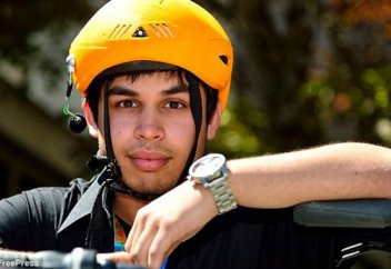 Студенттер велошлемге арналған «қара жәшікті» ойлап тапты